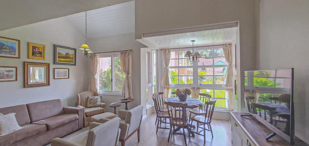Duplex Floresta Negra: Pet-Friendly Family Haven in Gramado Exterior photo