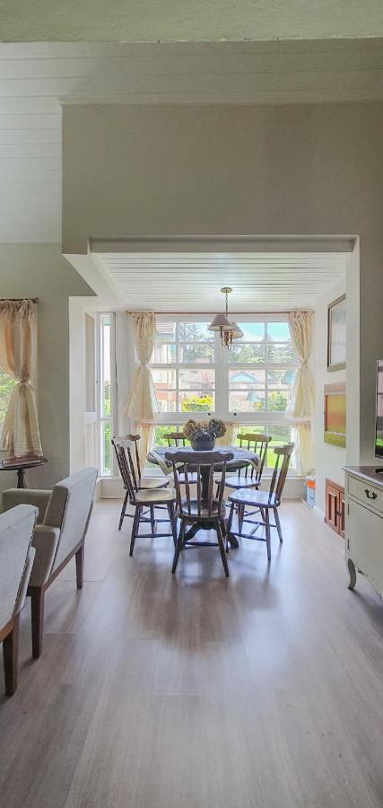 Duplex Floresta Negra: Pet-Friendly Family Haven in Gramado Exterior photo