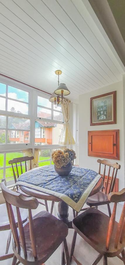 Duplex Floresta Negra: Pet-Friendly Family Haven in Gramado Exterior photo